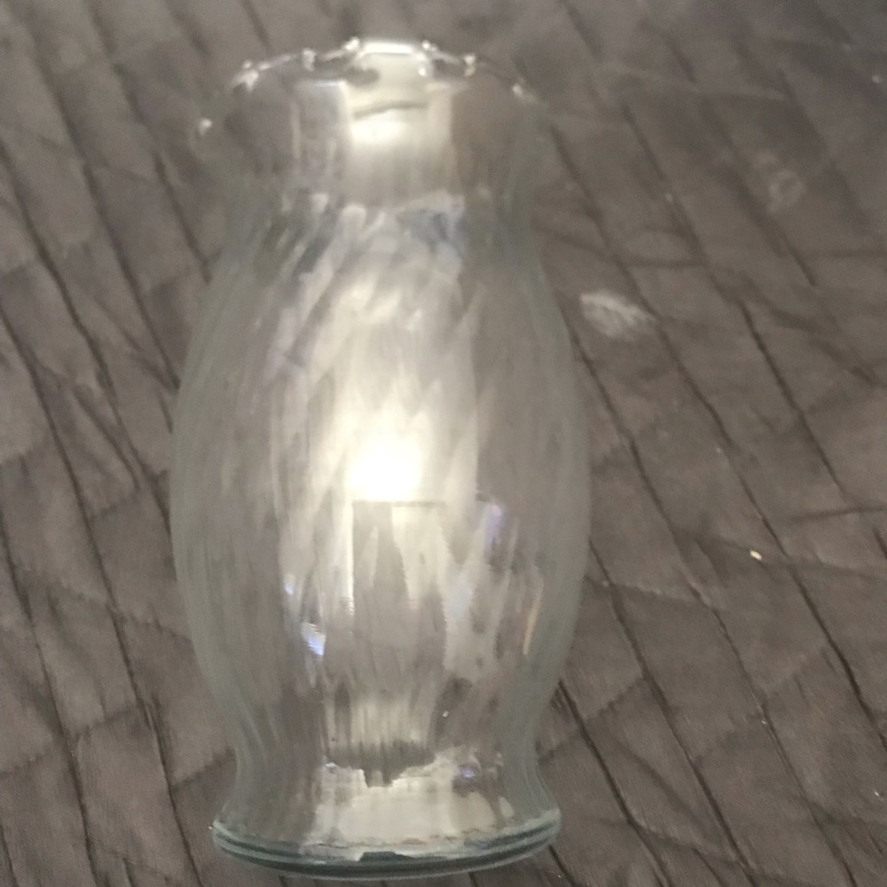 Glass vase